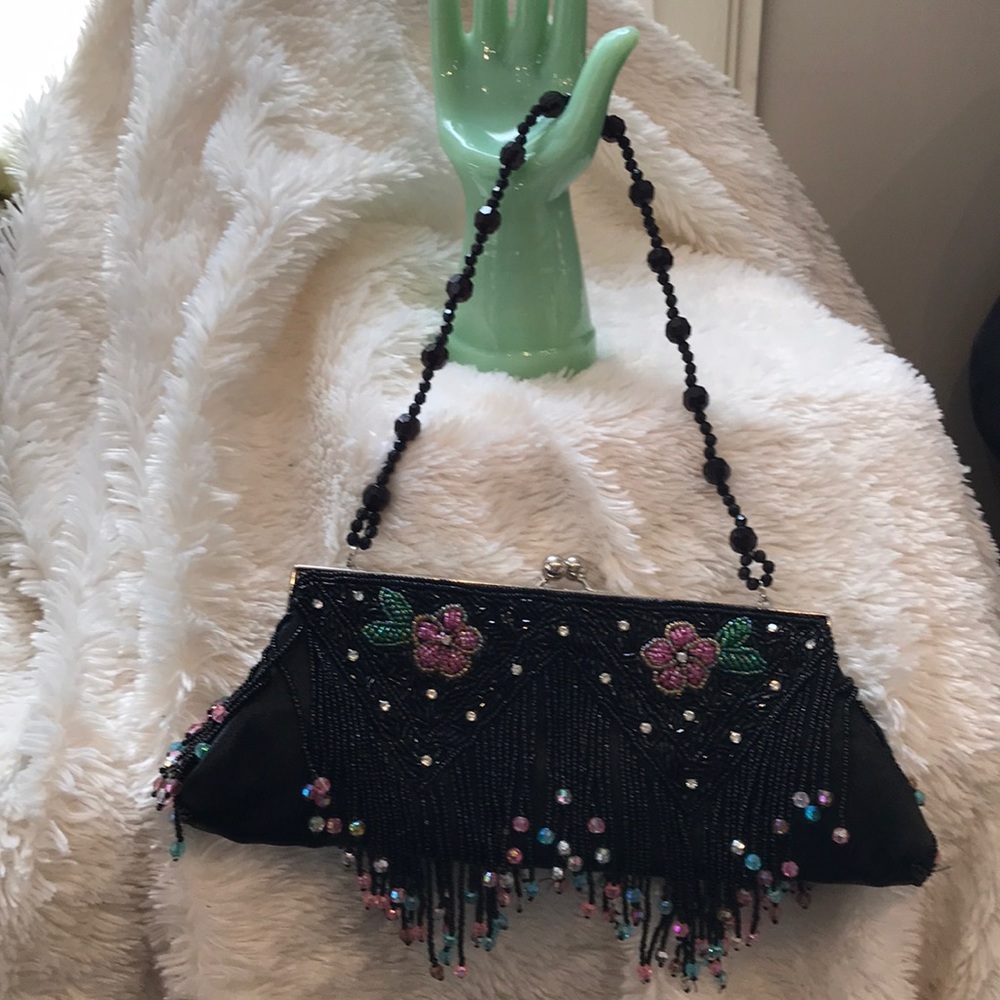 BEADED PURSE - Picture 2 of 9